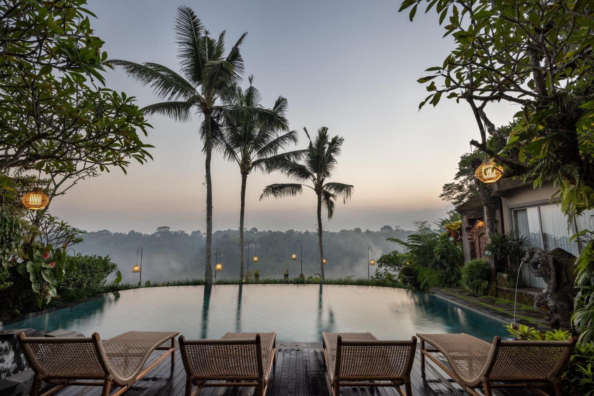सहारा Pramana Watu Kurung 5*